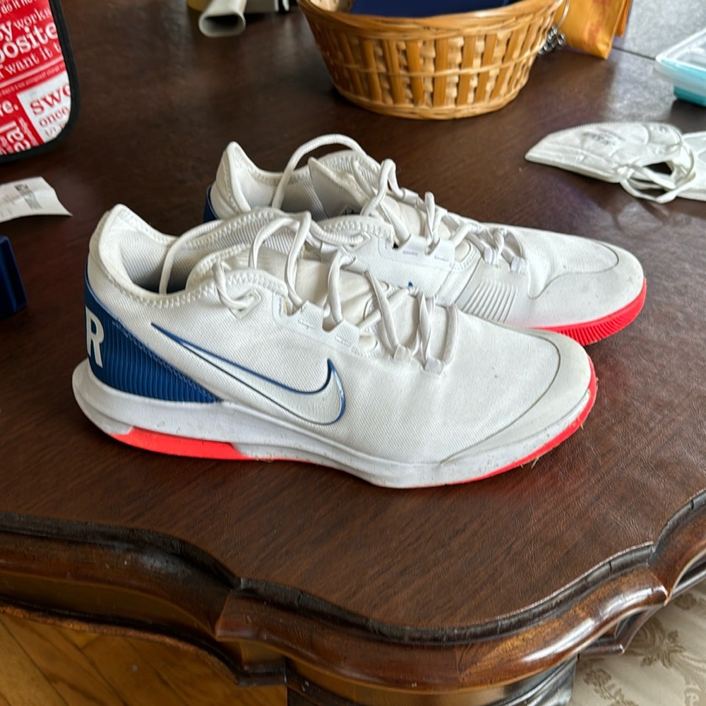 MEN NIKE AIR BASKETBALL SHOES 10